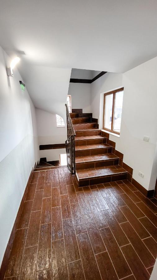 Pensiunea Tesoro Corbeni Buitenkant foto
